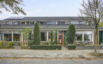 Van Broeckh. 4
