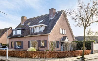Hermelijnla. 11
