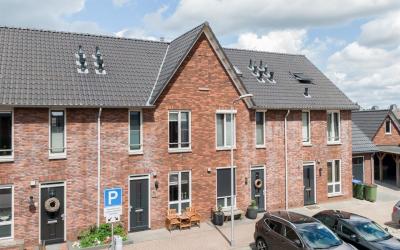 Van Hallstr. 27