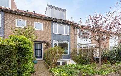 Bremstraat 30