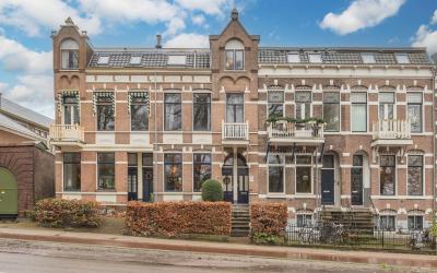 Apeldoornse. 202-3