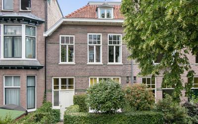 Sweerts de. 34