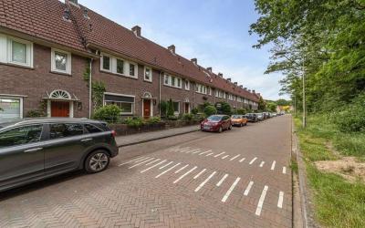 Bernard Zwe. 55