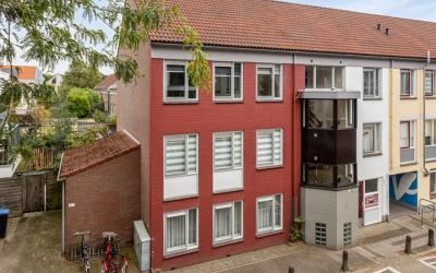 Van Hasselt. 68