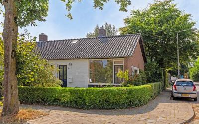 Rechterenst. 2