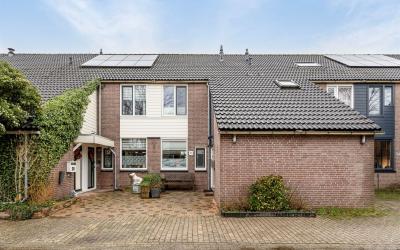 Oosterhouts. 25