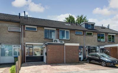 Helmondstraat 8