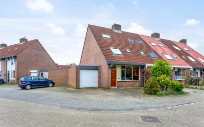 Wijnandsrad. 15
