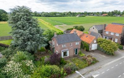 Driegaardse. 7