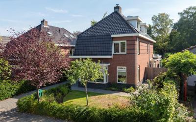 van Dedemweg 7