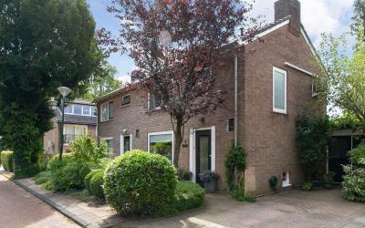 van Deldenp. 4