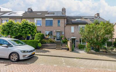 Zuiderlaan 25