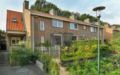 Middenlaan 26