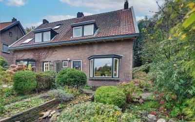 Middenlaan 50