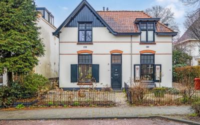 Kerkstraat 42