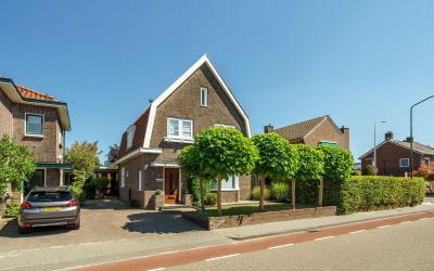Leeuwenstra. 11