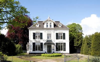 Stationsstraat 42