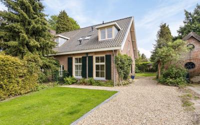 Jachtlaan 1
