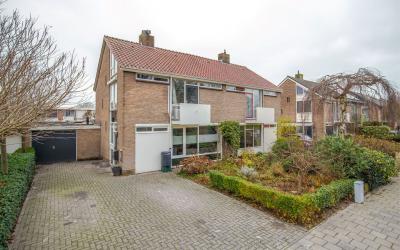 Oosteinde 92