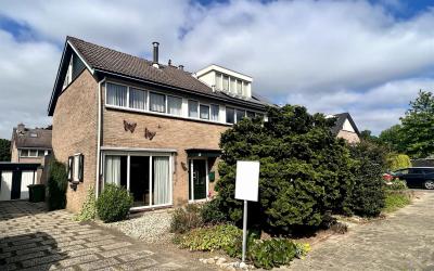 Altbroek 12