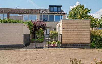 Hogenakker 53