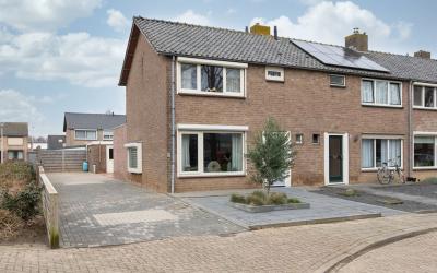 Graaf Gerar. 52