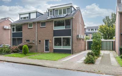 Prins Bernhardstraat 18