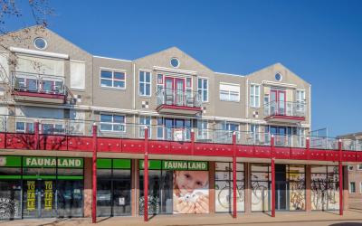 Dorpsplein 100