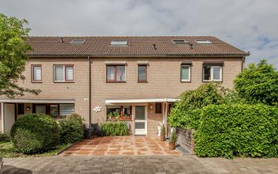 Kleine Stee. 30