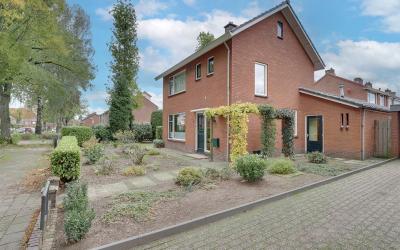 Veldstraat 8