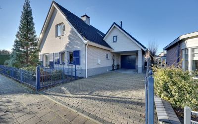Maisveld 13
