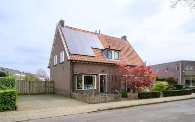 Wilhelminaw. 100