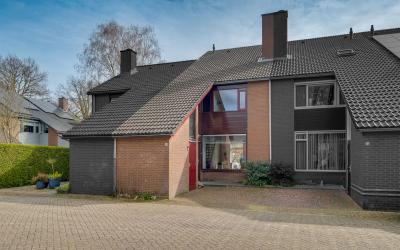 Pijnboomhof 24