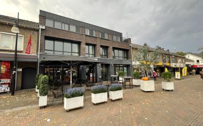 Stuijvenbur. 143-D