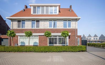 Zwanenbloem 13