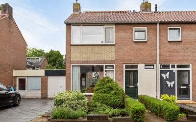 Notenstraat 8