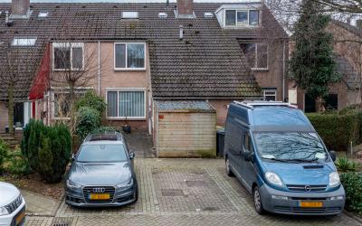 Potsmaat 122