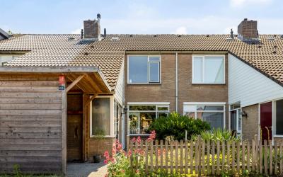 Potsmaat 152