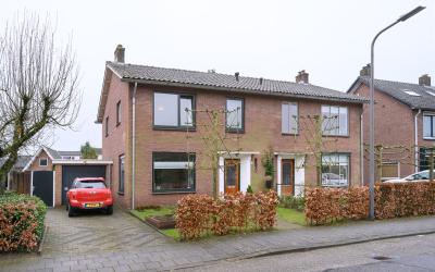 Parallelweg 24