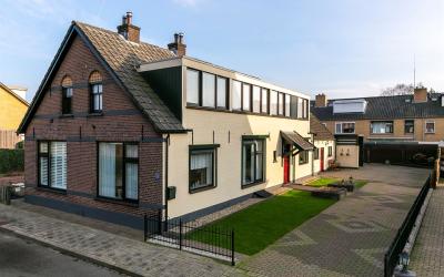 Parallelweg 57
