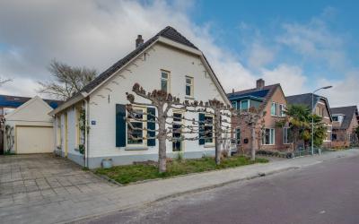 Parallelweg 10