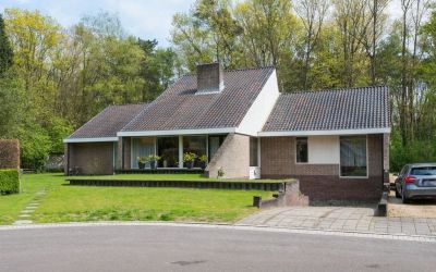 Elzenhage 8