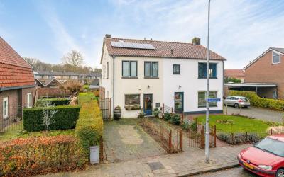 Hoofdstraat 42