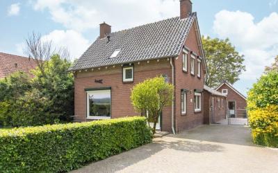 Doetinchems. 25