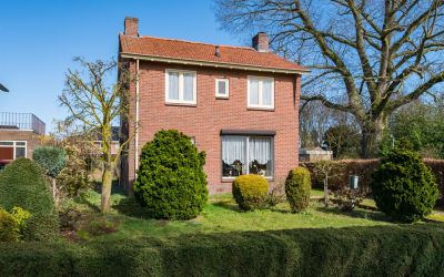 Pastoor van. 28