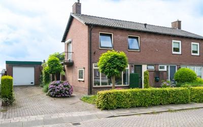 Oude Doetin. 42