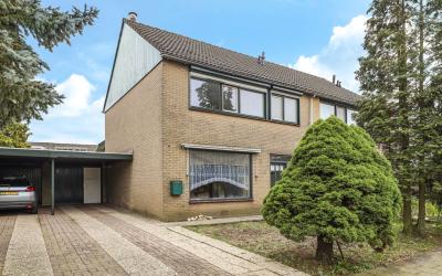 Oude Doetin. 106