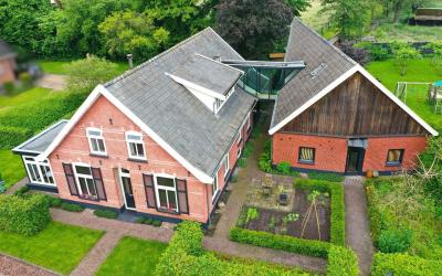 Eksterhof 9
