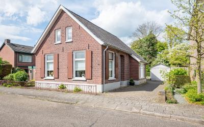 Veldweg 28