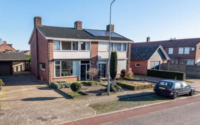 Allee 16